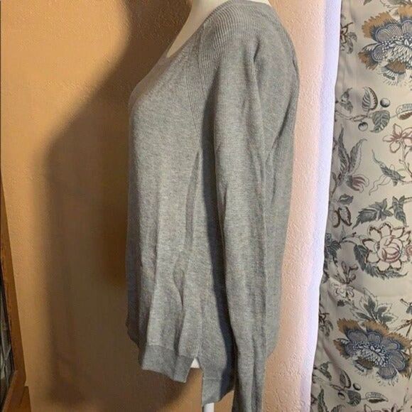 Everlane Gray Scoop Neck Knit Sweater Size XS - Picture 3 of 9